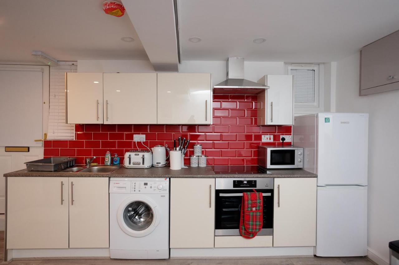 Carter House Apartments.....6 Beds In 3 Bedrooms Leeds  Rom bilde