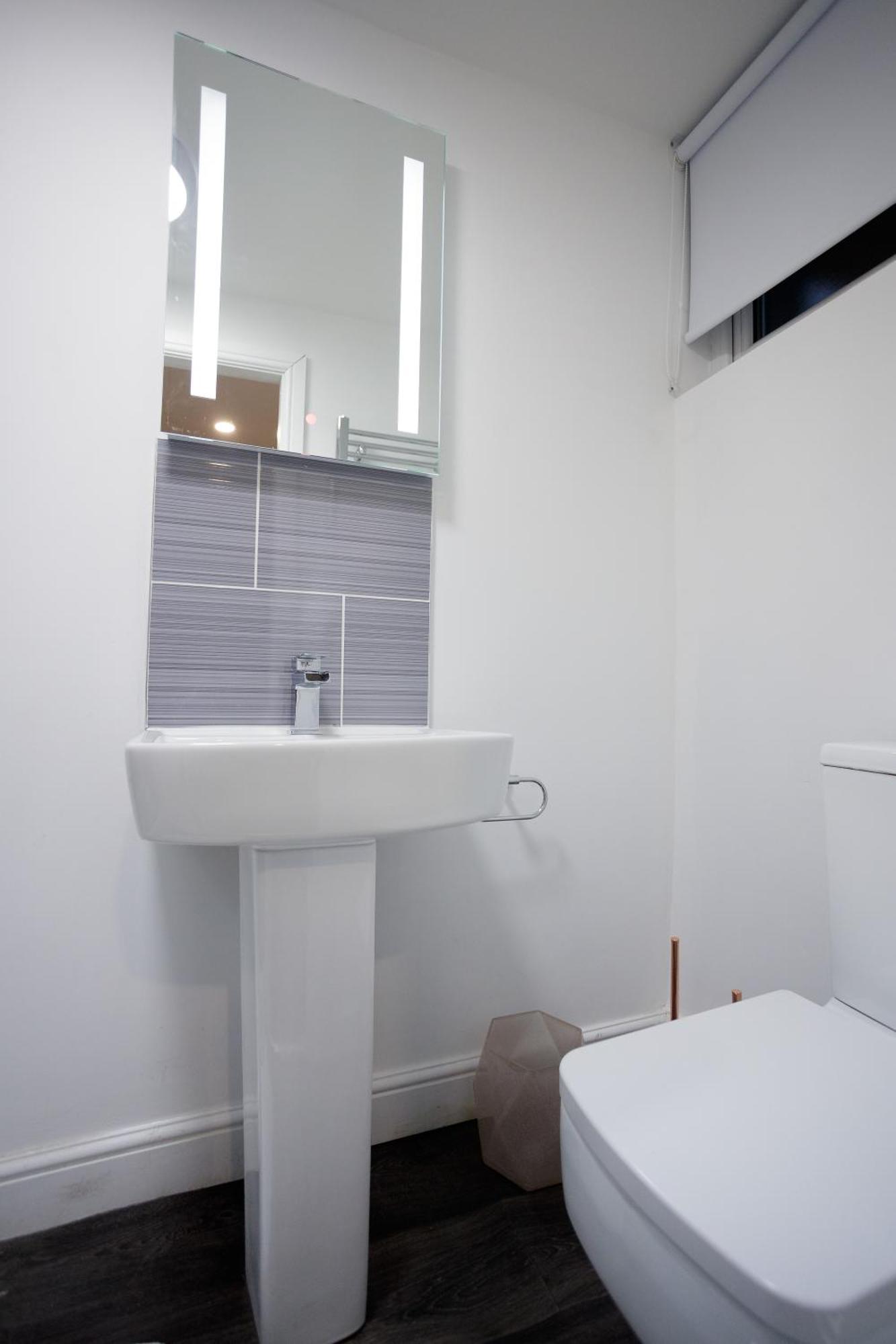 Carter House Apartments.....6 Beds In 3 Bedrooms Leeds  Rom bilde